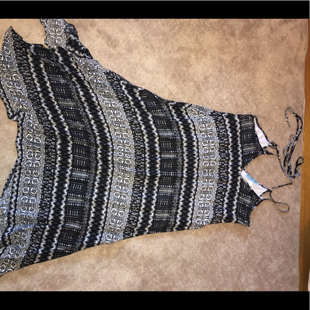 Francesca's Black/White Tribal Dress NWOT